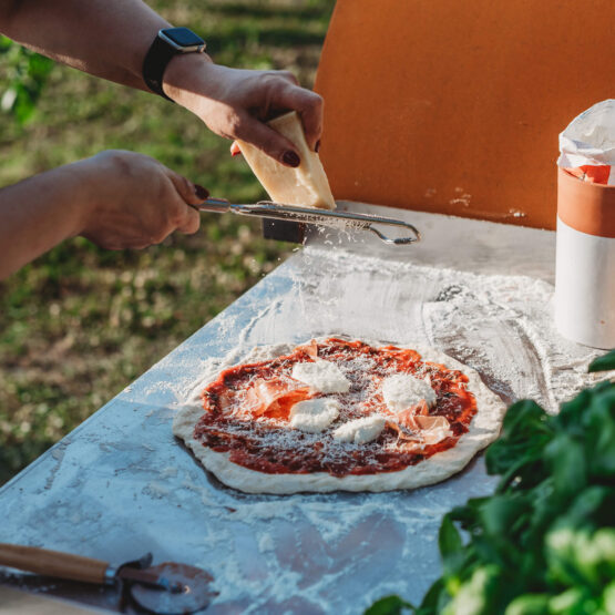 GrillSymbol pizzauuni jalustalla Pizzo-set