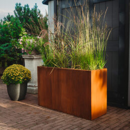 Petteri Wiimaa Corten kukkaruukku Lilly Modular