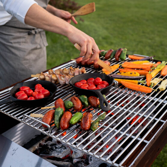 GrillSymbol hiiligrilli Naked Chef XXL (paistoalue 115 x 62 cm) GrillSymbol hiiligrilli Naked Chef XXL (paistoalue 115 x 62 cm)
