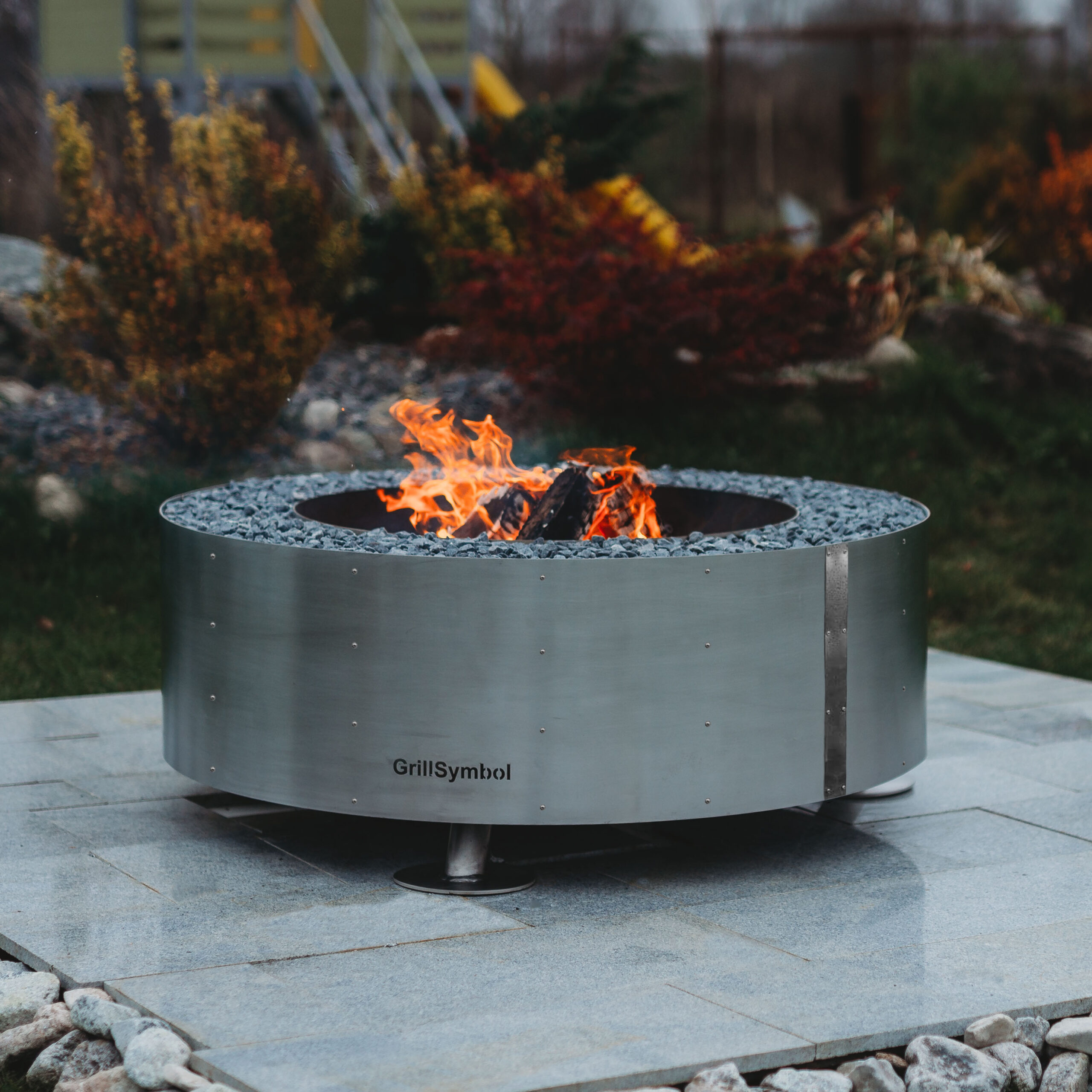 GrillSymbol ulkotulisija Luna-Silver, ø 119 cm GrillSymbol ulkotulisija Luna-Silver, ø 119 cm